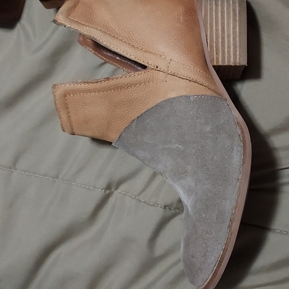 Womens boots - Picture 5 of 5